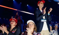 Almanya'da CDU, SPD ve aşırı sağcı AfD’li isimler aynı dernekte buluştu