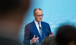 Almanya Başbakanı Merz’den yüzlerce hakaret davası: Sosyal medya paylaşımlarına polis baskını