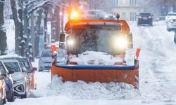 Almanya’da kar ve fırtına: Tren seferleri durduruldu, Bundesliga maçı iptal