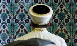 İslam Koleji'nde Dolandırıcılık İddiası: İmam Eğitimine Devlet Desteği Tartışılıyor