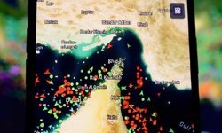 Hürmüz Boğazı'nda gerilim tırmanıyor: İran, İngiltere’ye ait kargo gemisine ateş açtı