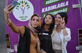 Sevda Karaca Junge Welt'e konuştu: “TBMM'yi kürsü olarak kullanıyoruz”