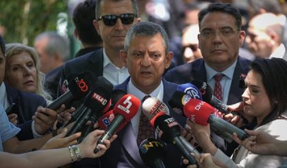 Özel'den sert tepki: 'Onlar savcılarına, çetelerine güvensinler. Ben millete güveniyorum'