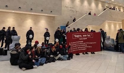 Almanya’da Rojava tartışması: Spiegel işgal edildi, medyaya çifte standart suçlaması