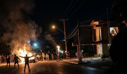 Trump’ın “Küba’yı devralırım” açıklaması öncesinde Komünist Parti binası basıldı