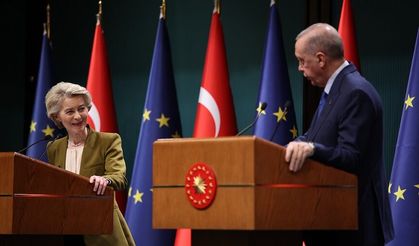 AB Komisyonu Başkanı’ndan Erdoğan’a “göç” mesajı: “Hazırlık çabalarını takdir ediyorum”