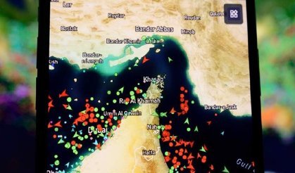 Hürmüz Boğazı'nda gerilim tırmanıyor: İran, İngiltere’ye ait kargo gemisine ateş açtı
