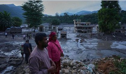 Nepal’de sel felaketi: Binlerce kişi kayıp, ölü sayısı 1.100’ü aştı