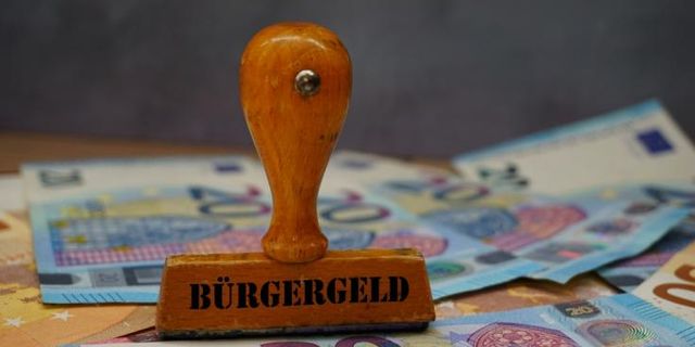 Almanya'da ‘Yurttaş Parası’ taslağına bloke etme tehdidi