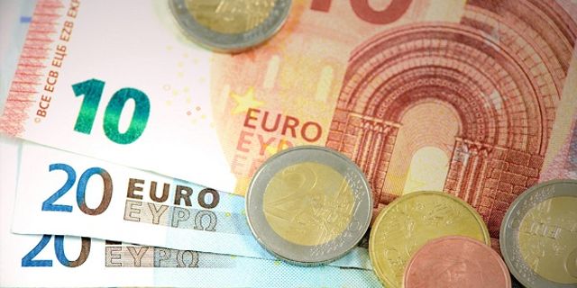 Almanya'da çocuk parası 2023'de 250 Euro’ya çıkarılacak