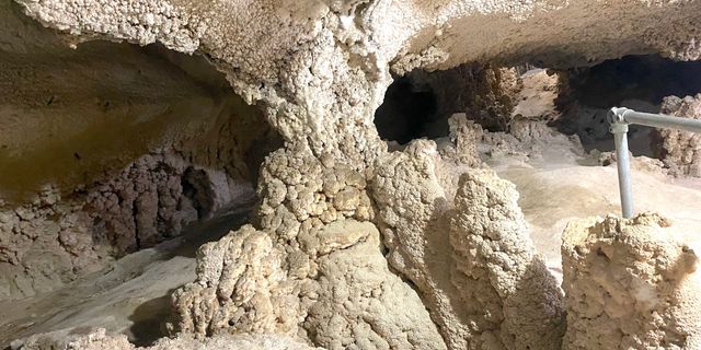 Dünyada gezilebilen tek alçıtaşı mağarası; İNCİRLİ