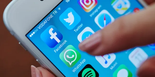 WhatsApp'a dört farklı telefondan giriş yapılabilecek