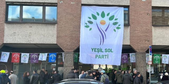 Duisburg'da Yeşil Sol Parti seçim bürosu açıldı