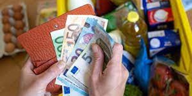 Almanya'da enflasyon yüzde 6,1’e geriledi