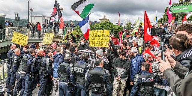 Fransa: Göstericilerin bilgilerinin toplanması yasa dışı