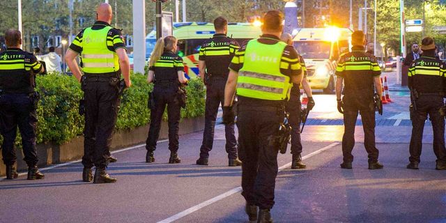 Amsterdam'da CHP ile AKP'liler arasında kavga çıktı