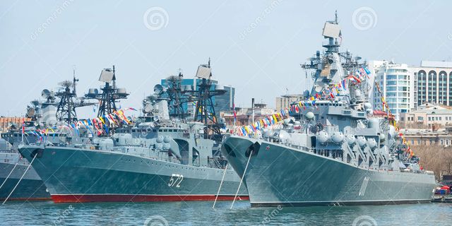Rusya, Pasifik'te deniz tatbikatına başladı