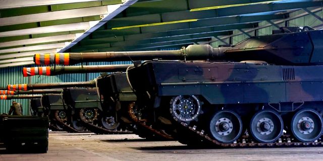 Alman Rheinmetall Ukrayna'da tank fabrikası kuruyor