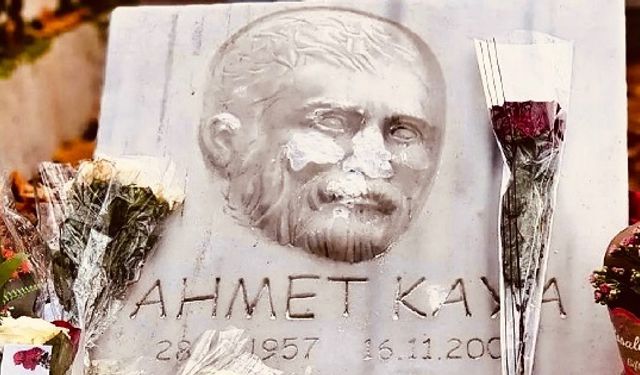 Ahmet Kaya’nın mezarına Paris'te saldırı düzenlendi