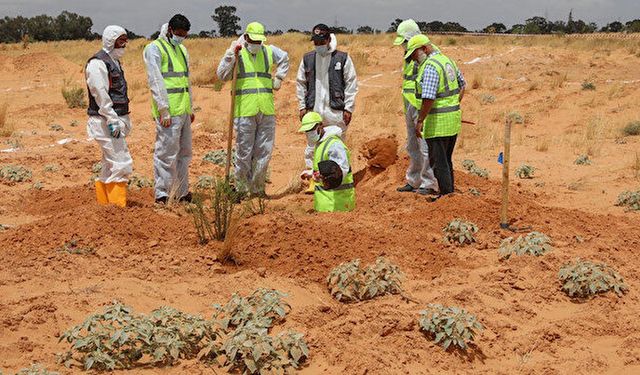 Libya'da toplu mezar 42 ceset bulundu
