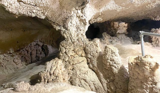 Dünyada gezilebilen tek alçıtaşı mağarası; İNCİRLİ