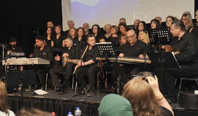 “Hamburg Konteyner Köyü" için dayanışma konseri