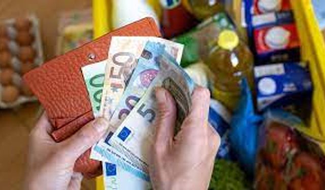 Almanya'da enflasyon yüzde 6,1’e geriledi