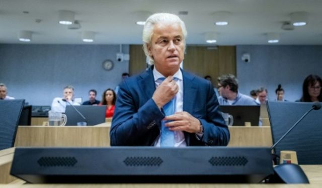 Hollanda'da aşırı sağcı Wilders’in seçim zaferi