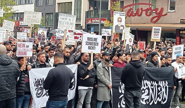 Hamburg'da ikinci kez izinli radikal İslamcı gösteri