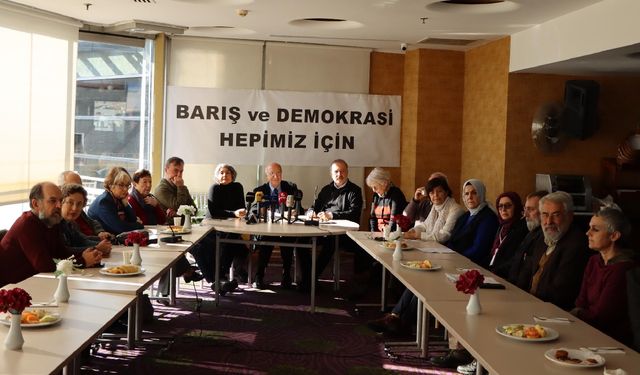 Aydın ve yazarlardan çağrı: "Barış ve Demokrasi Hepimiz İçin"