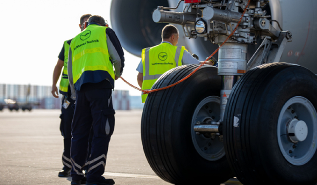 Pandemi sırasında 30 bin kişiye çıkış vermişti: Lufthansa 10 bin kişiyi işe alacak