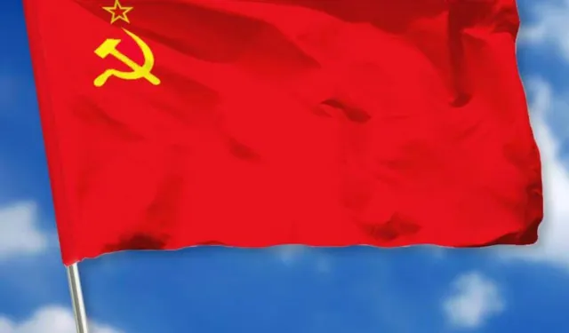 Çekya’da yeni yasa: “komünizm propagandası” suç sayıldı