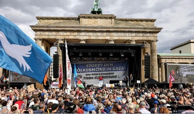 Almanya'da binler haykırdı: Gazze’de soykırımı durdurun!