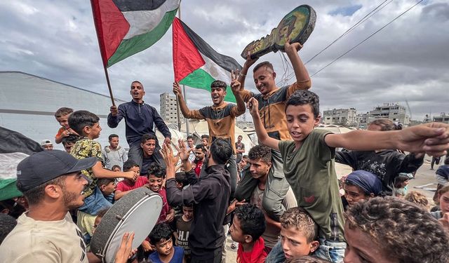 İsrail ve Hamas anlaşma imzaladı: Gazze’de ateşkesi ABD askerleri koruyacak