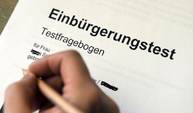 Almanya’da dil okulu merkezli sahte sertifika şebekesi ortaya çıkarıldı