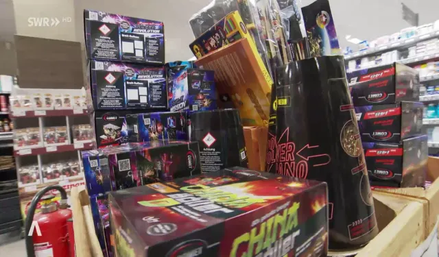 Almanya'da doktorlardan havai fişek yasağı çağrısı: “Yılbaşı bir korku gecesine dönüşüyor”