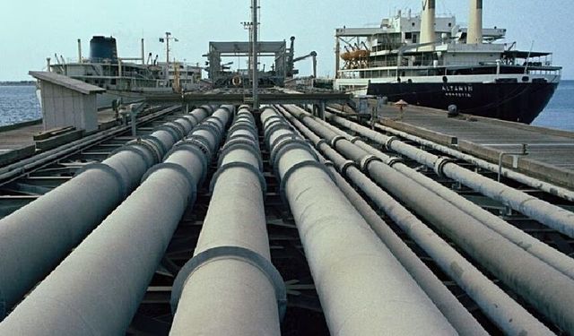 İran petrolünün kalbi Hark Adası: ABD ve İsrail’in hedefinde mi?