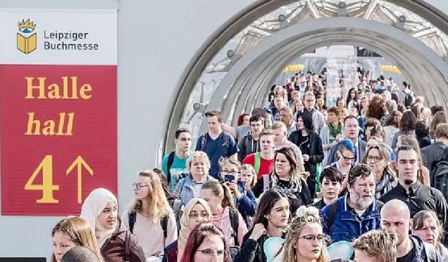 Leipzig Kitap Fuarı sona erdi: Ödüller sahiplerini buldu, Kültür Bakanı açılışta yuhalandı
