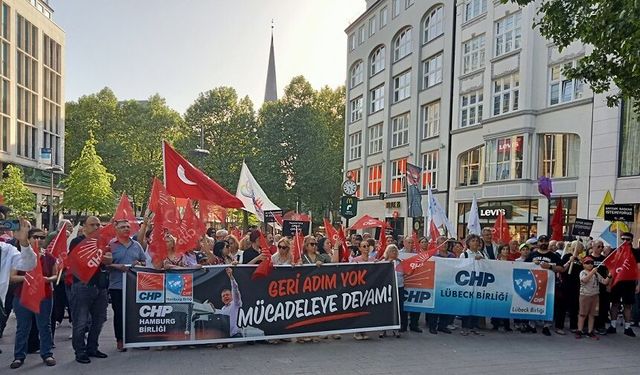 Hamburg’da Kılıçdaroğlu protesto edildi: “Halk iradesine sahip çıkıyoruz”
