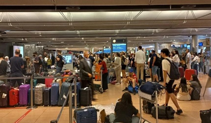 Hamburg Havaalanı tam bir kaos
