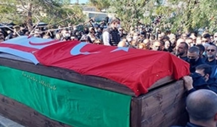 Kumarhaneci Falyalı'nın tabutuna Türk bayrağı örtüldü