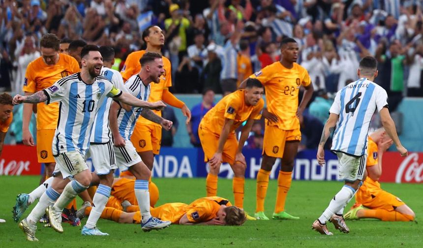 Arjantin 2022 Dünya Kupası'nda yarı finale yükseldi