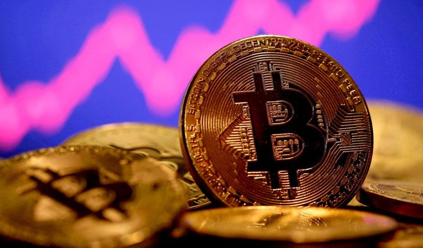Bitcoin 25 bin 750 dolar seviyesine yükseldi