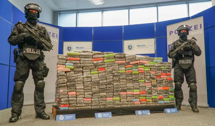 Bir buçuk milyar euro: 10 ton saf kokain ele geçirildi
