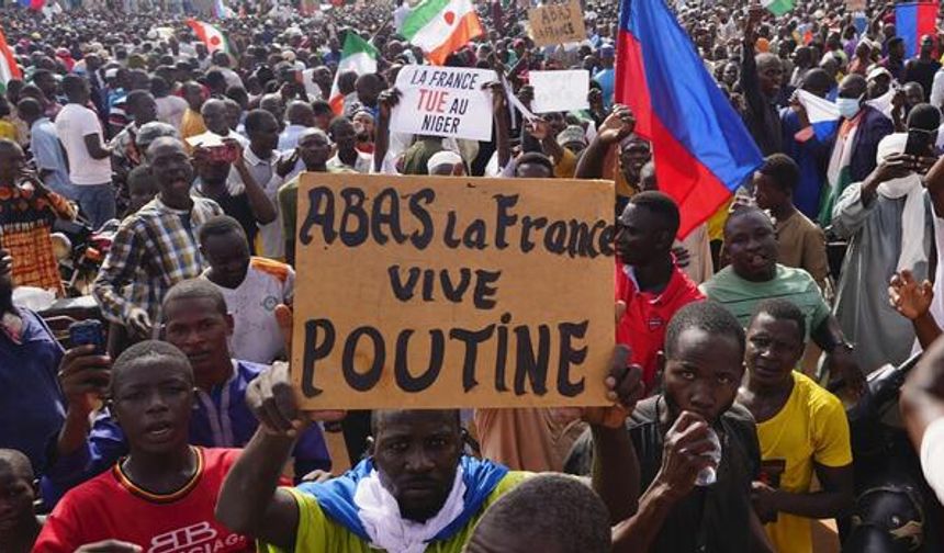Nijer'deki askeri darbe Rusya'nın Fransa'ya tokadı mı?