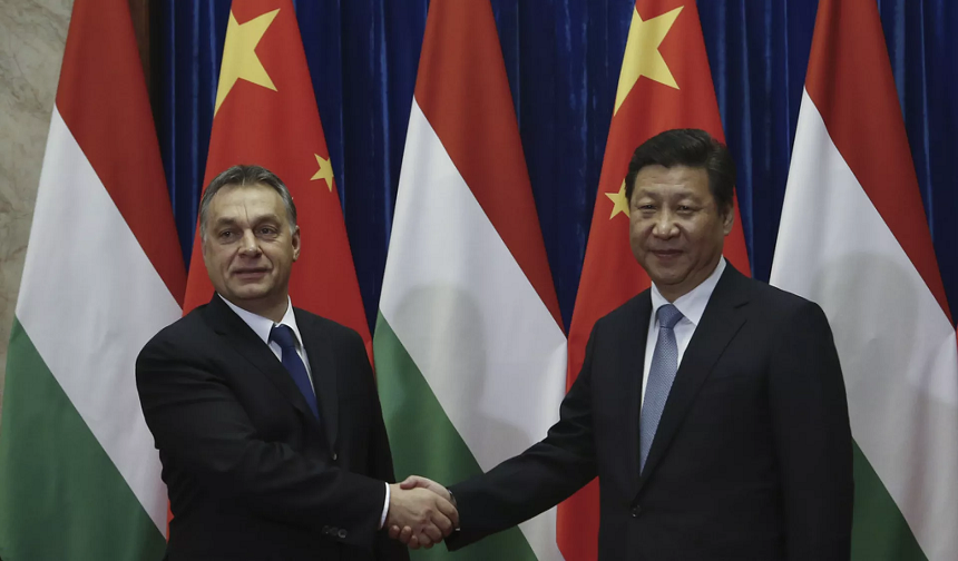 Macaristan Başbakanı, Ukrayna ve Rusya'dan sonra Çin'de