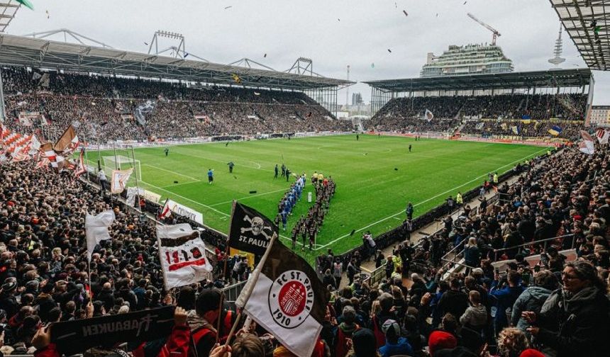 FC St. Pauli, X'ten Bluesky'a geçti: Neden ABD'de seçimler sonrası?