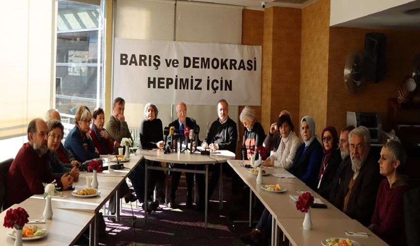 Aydın ve yazarlardan çağrı: "Barış ve Demokrasi Hepimiz İçin"