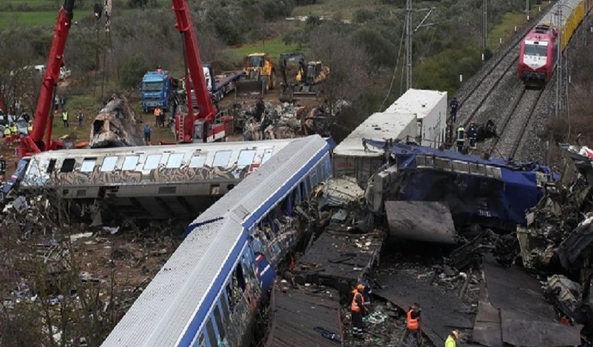 Yunanistan'da hayat durdu: Tren kazasında 57 kişi hayatını kaybetmişti