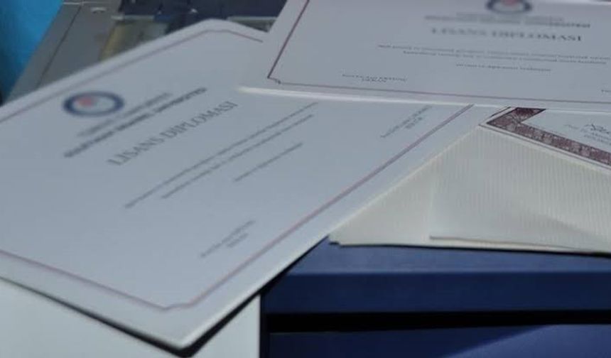 Diplombetrug in der Türkei: 400 Personen erschleichen sich den Professorentitel